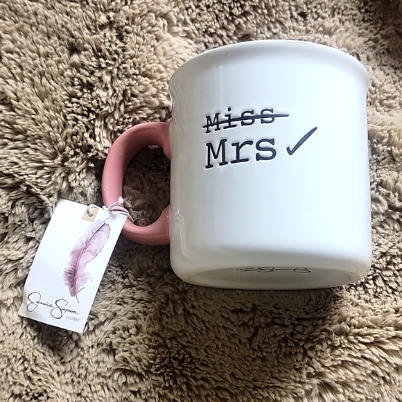 Jessica Simpson Other - Jessica Simpson mug